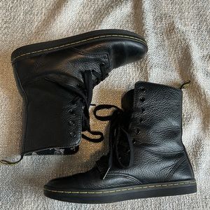 Dr Marten combat boot with flower design on inside!